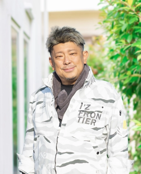 上山 健